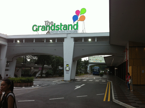 grandstand1-thumb-480x359-11707.gif